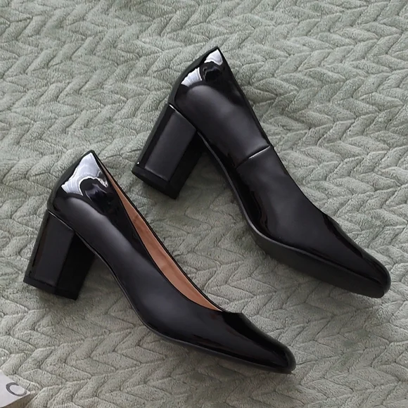 OFFER PLS! Journee Collection Black Heels - Picture 2 of 12